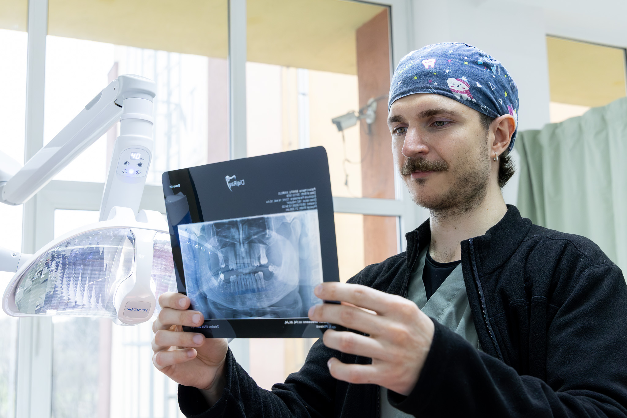 Colaborare interdisciplinară în cadrul Duo Dent